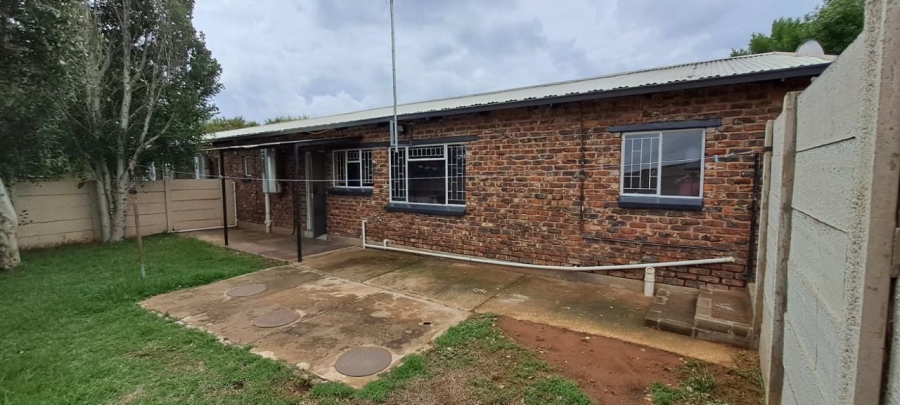 15 Bedroom Property for Sale in Kellys View Free State